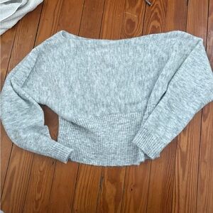 Elegant Light Gray Off-the-Shoulder Sweater